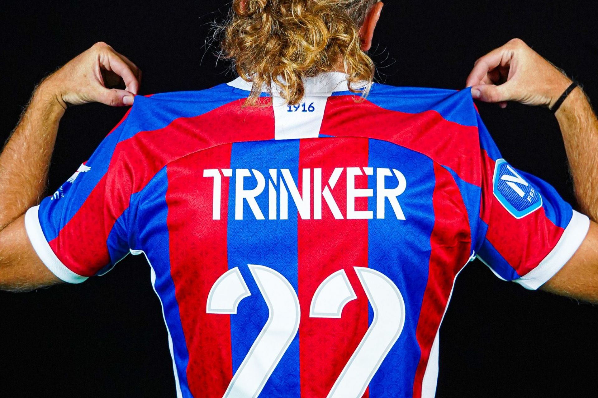 LE FLOCAGE JOUEUR OFFERT !